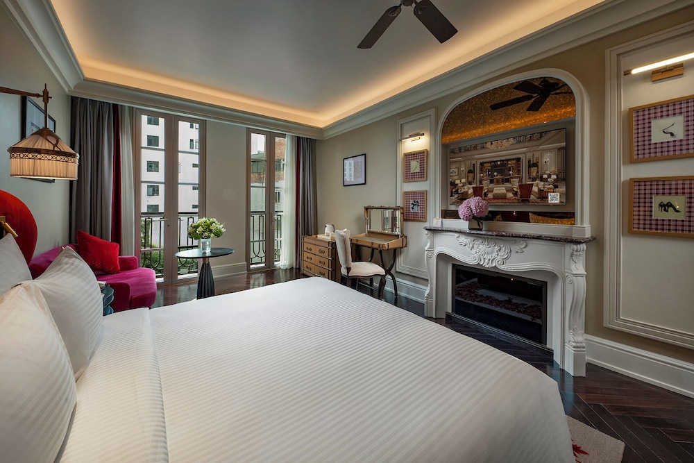 Premier Double Room, Balcony, City View photo 3