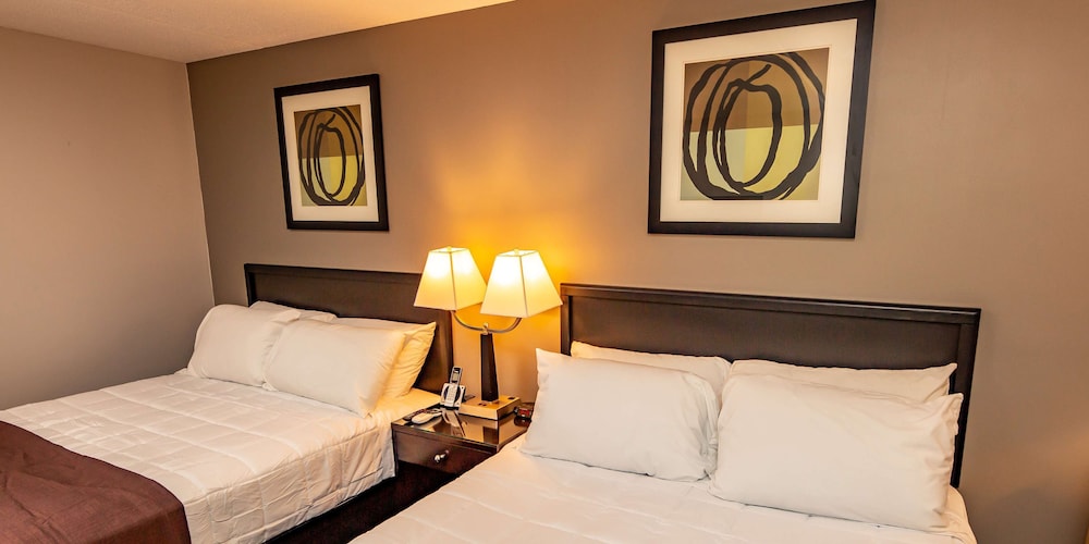 Room, 2 Queen Beds, Non Smoking - Photo 3