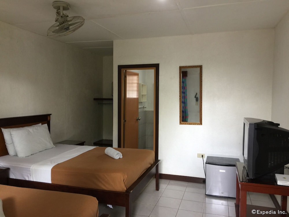 Deluxe Twin Room photo 3
