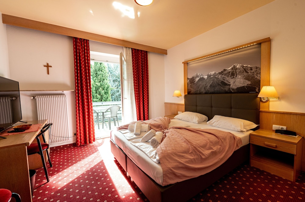 Standard Single Room With Balcony photo 1
