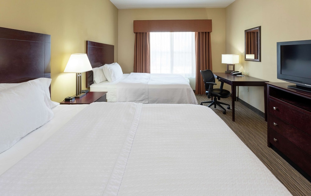 Suite, Accessible, Bathtub (Mobility & Hearing) - Photo 2