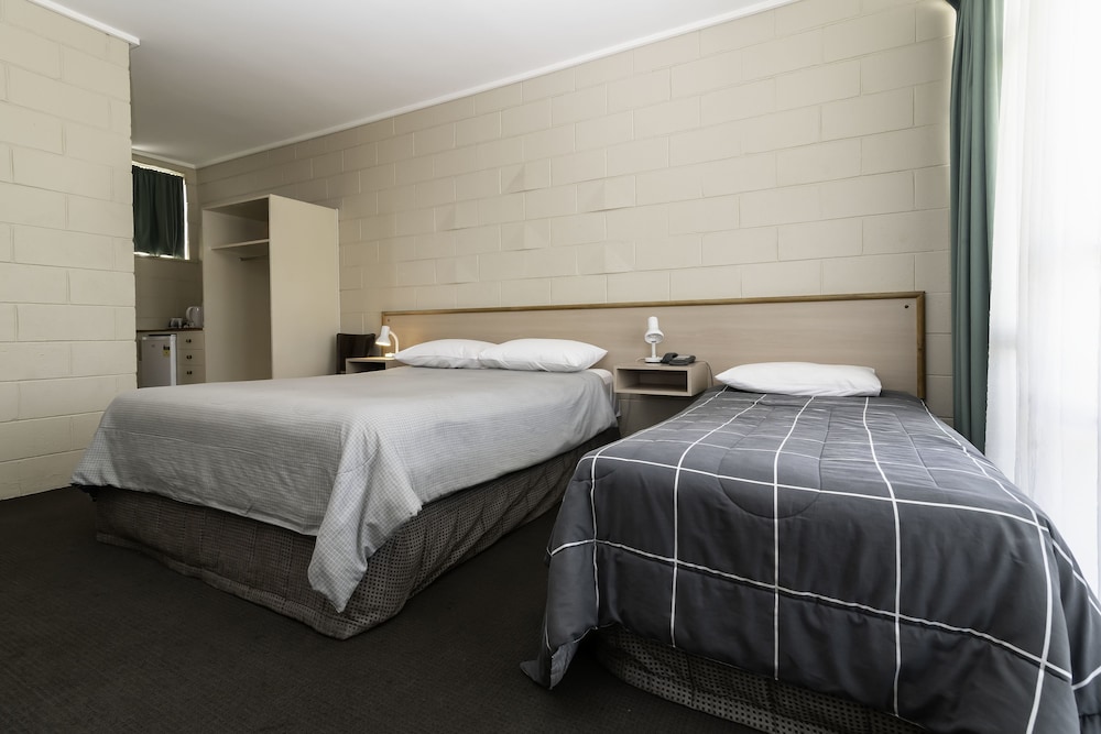 Triple Room - Photo 7