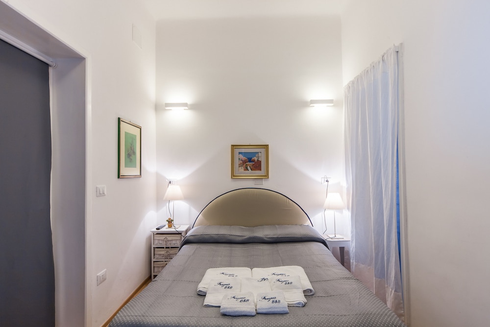 Family Quadruple Room, 2 Bedrooms, Connecting Rooms