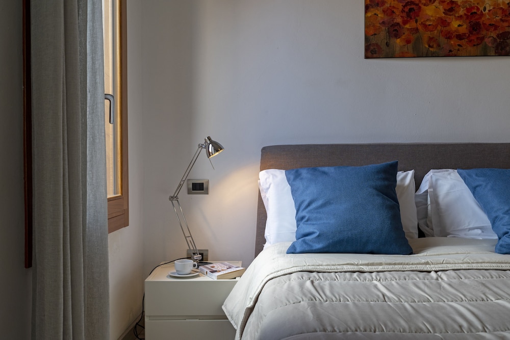 Apartment 1 bedroom, Arsenale Canal View 1 photo 3
