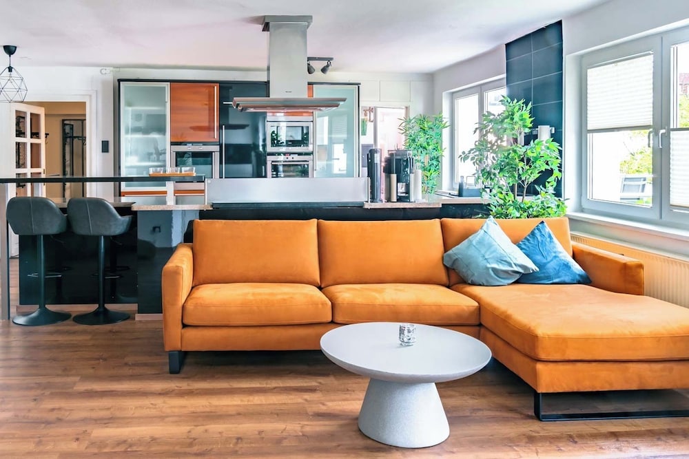 Design Condo photo 1