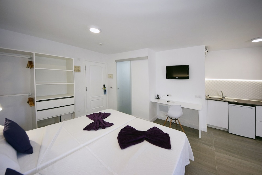 Superior Studio (Vista Teide) - Photo 2