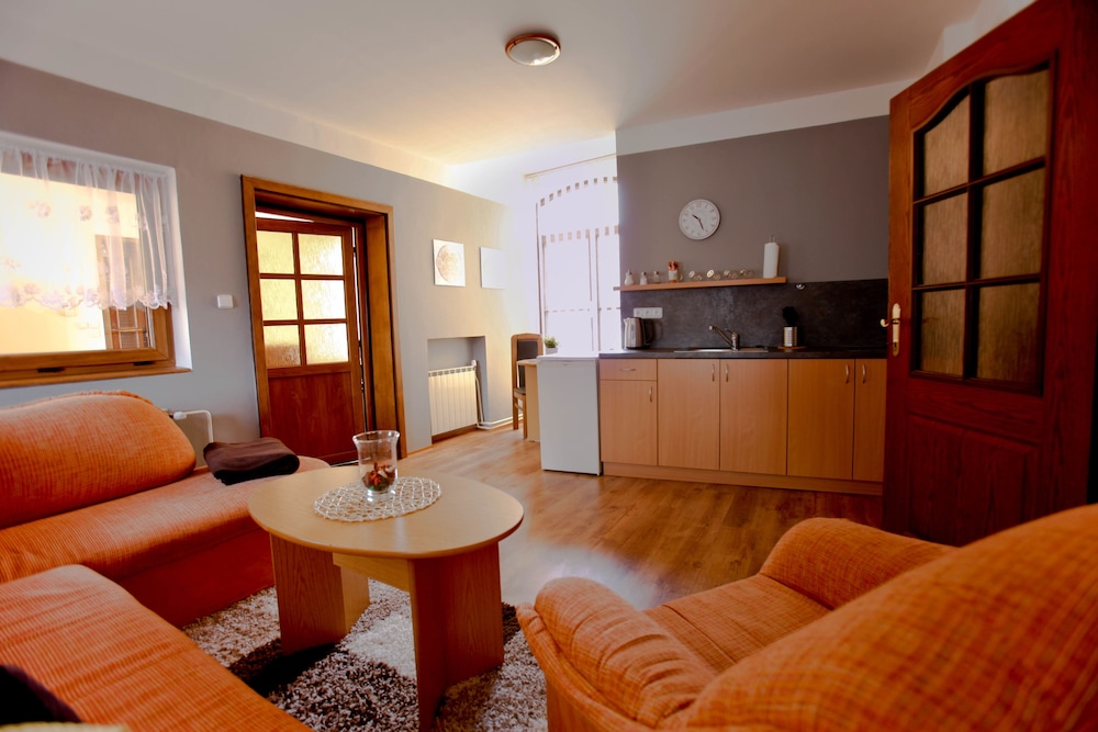 Deluxe Apartment, 2 Bedrooms, Terrace