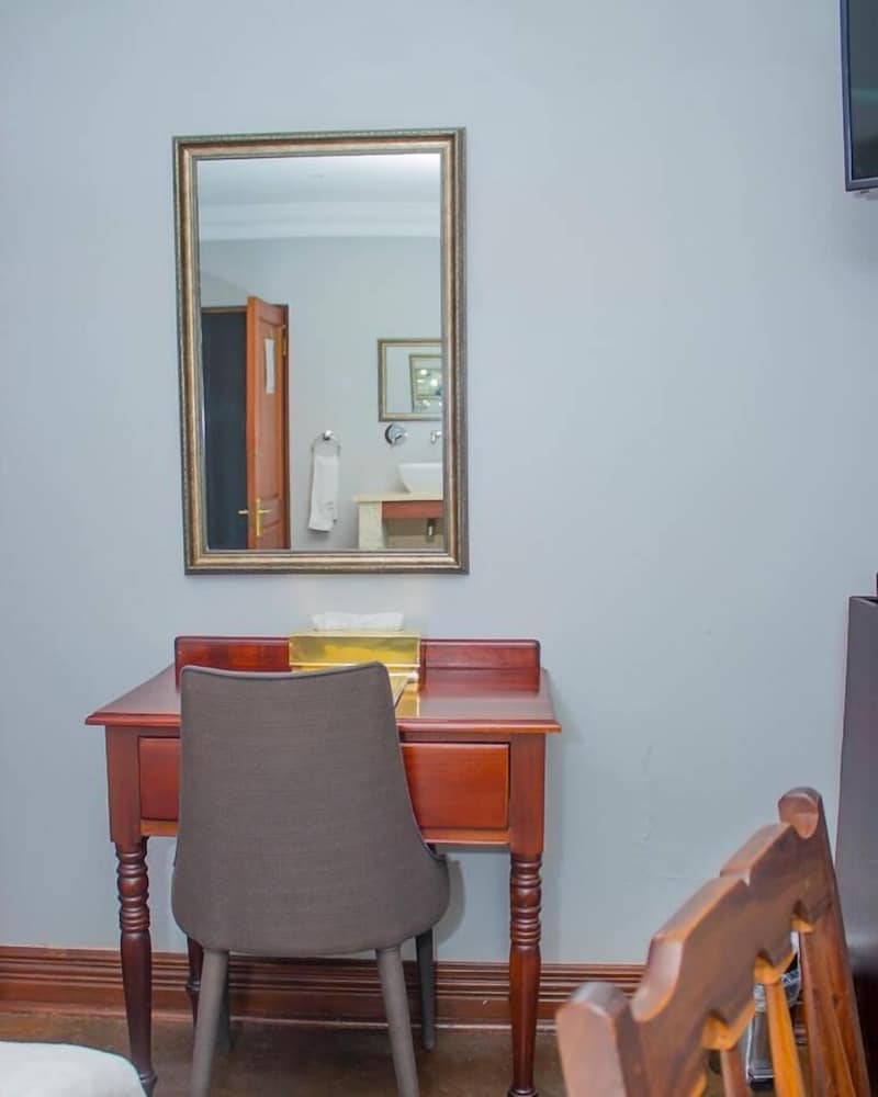 Executive Room photo 3