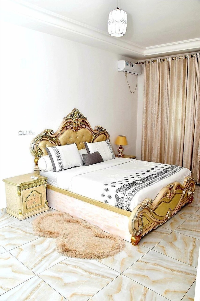 Comfort Room photo 1