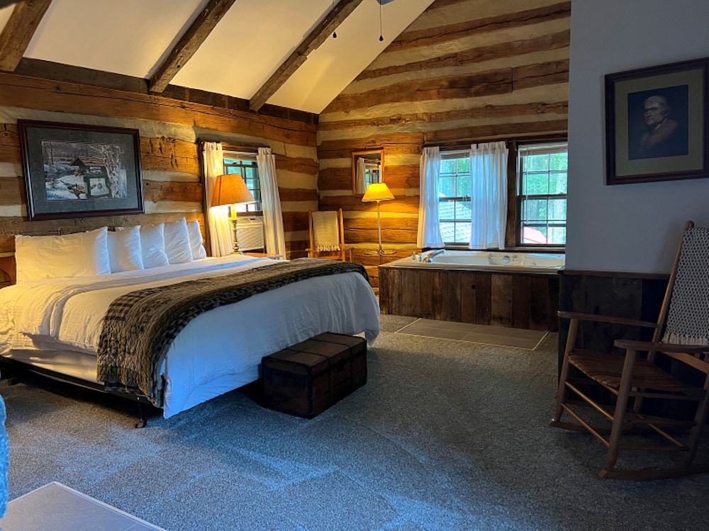 Room, Private Bathroom (Sugar Tree Country) photo 1
