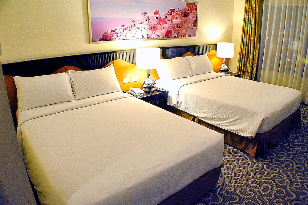 Penthouse Suite photo 2