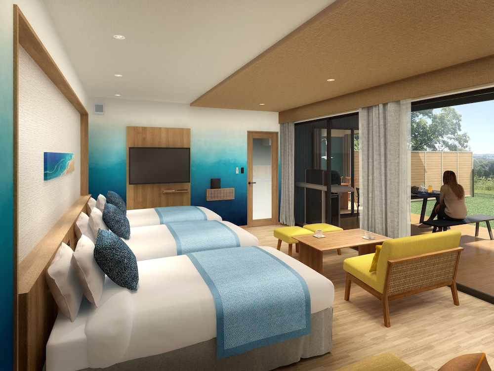 Hillside Villa with private dog park and Sauna, Non-smoking