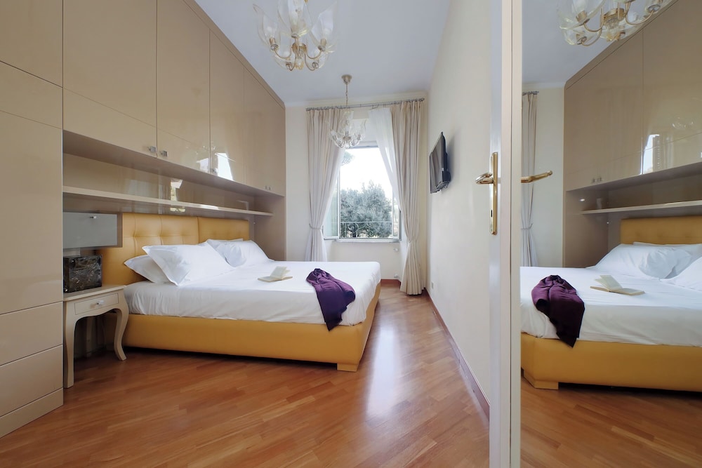 Apartment (2 Bedrooms)
