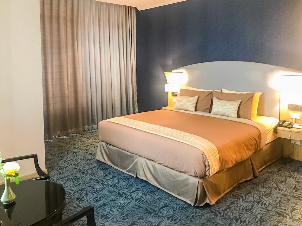 Suite with City View