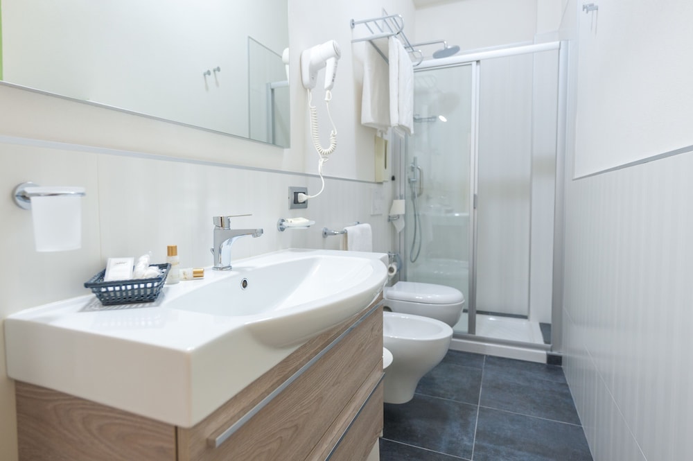 Superior Double Room - Photo 10