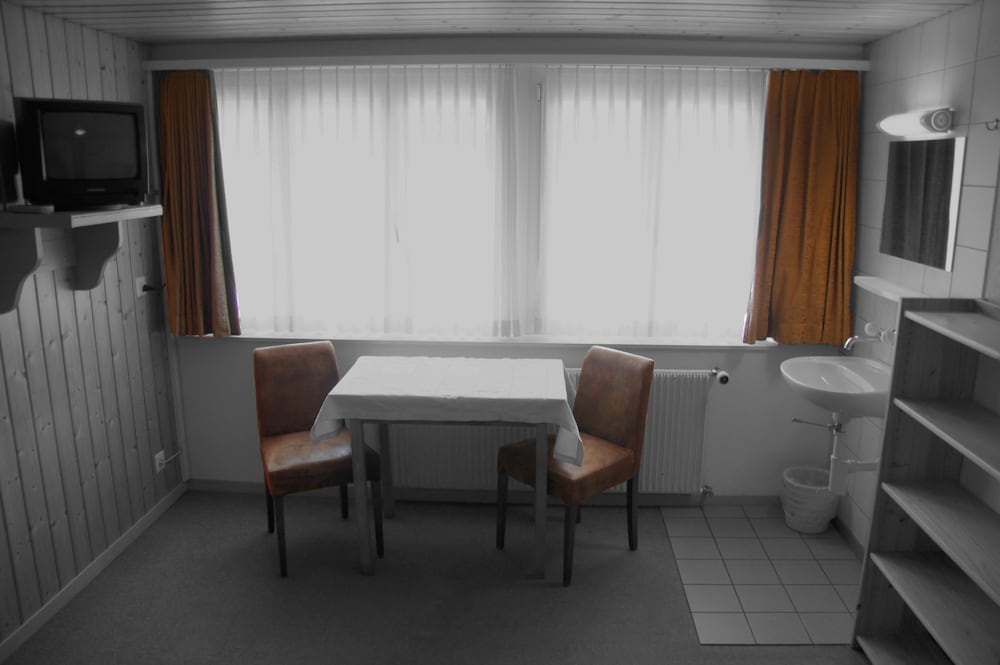 Double Room, Shared Bathroom photo 3