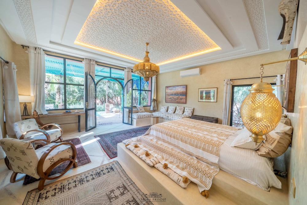 Grand Villa photo 2