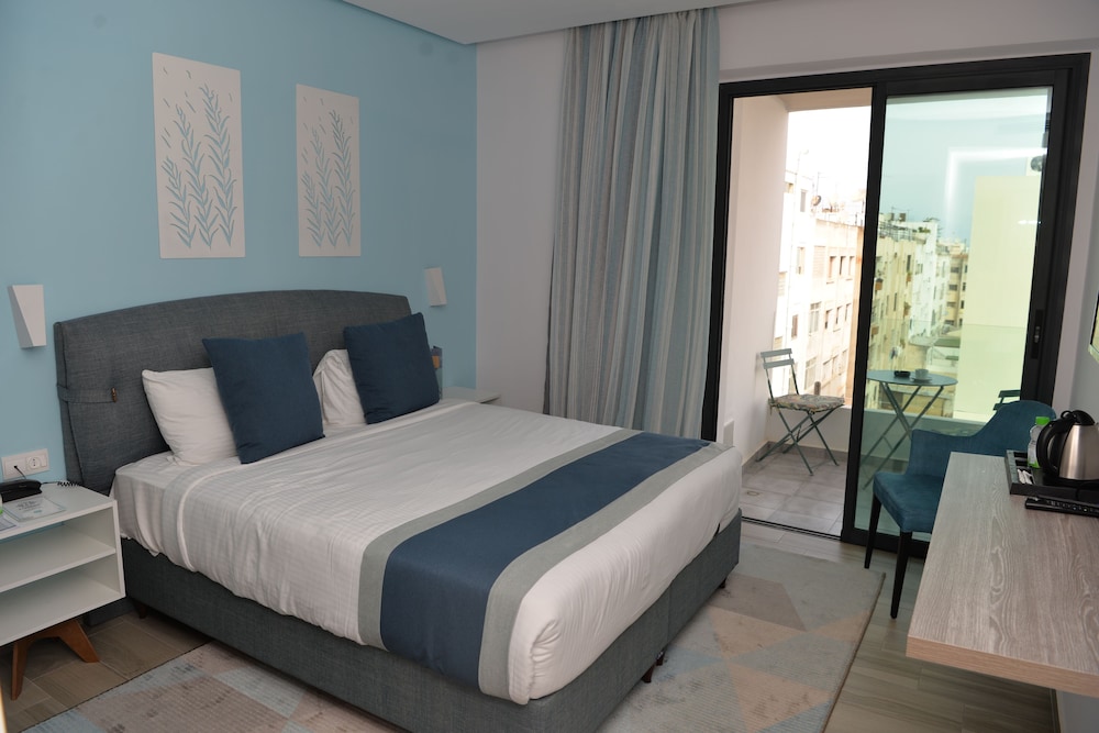 Panoramic Double Room, Smoking - Photo 3