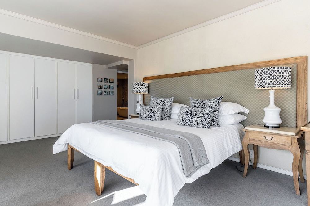 Sea and Mountain Suite - Photo 3