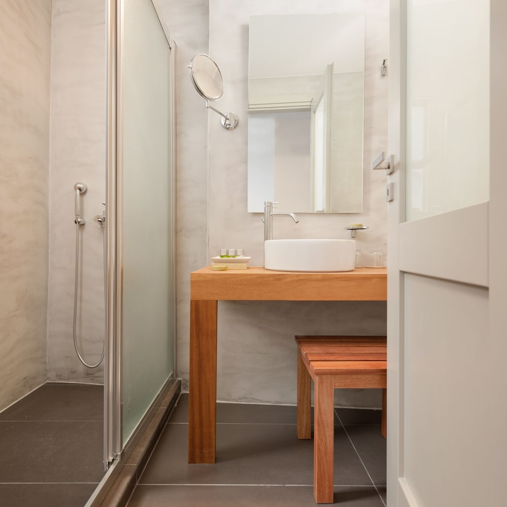 Suite, Jetted Tub, Sea View (Petit) - Photo 30