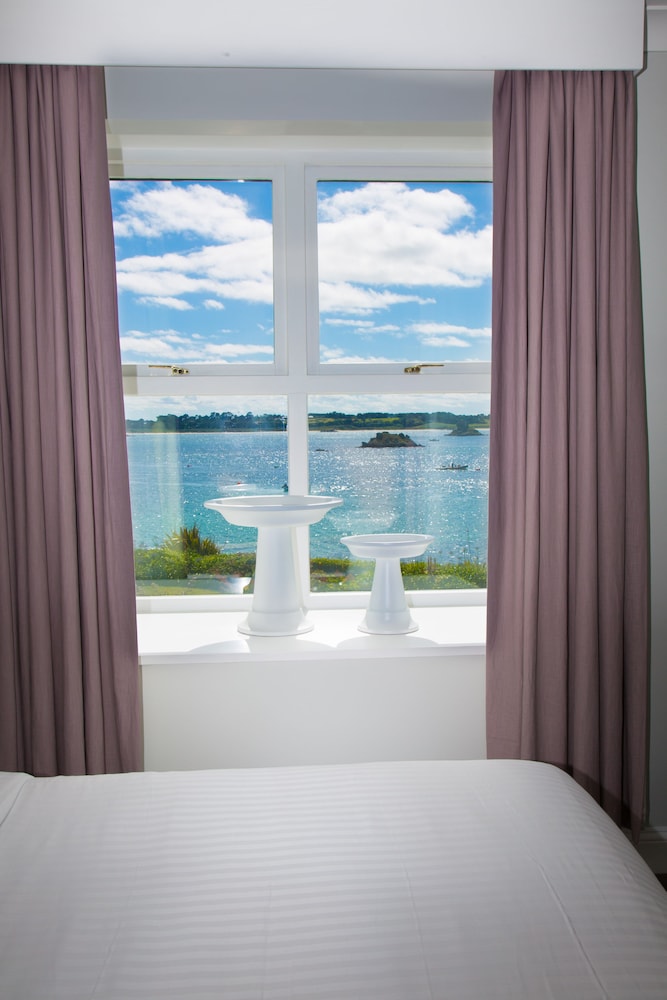 Room, Ocean View photo 3