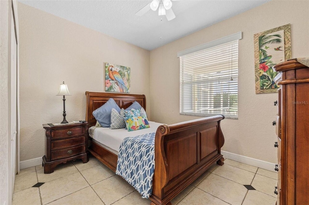 Large Villa - Close to Disney With Extended Patio and Golf Course Views, Bild 3