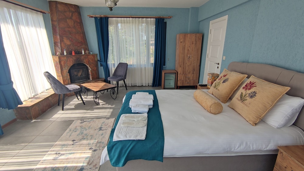 Deluxe Penthouse, Sea View photo 3