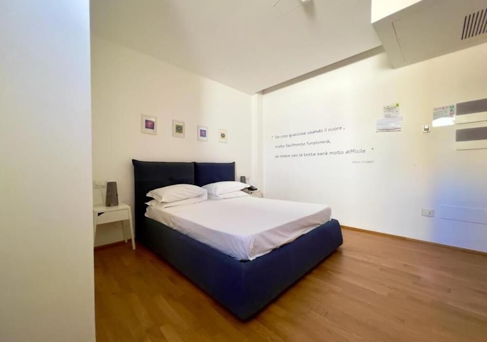 Standard Room photo 2