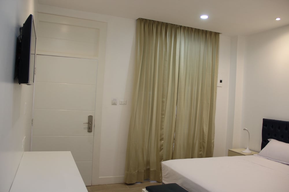 Double Room, 1 Queen Bed photo 2