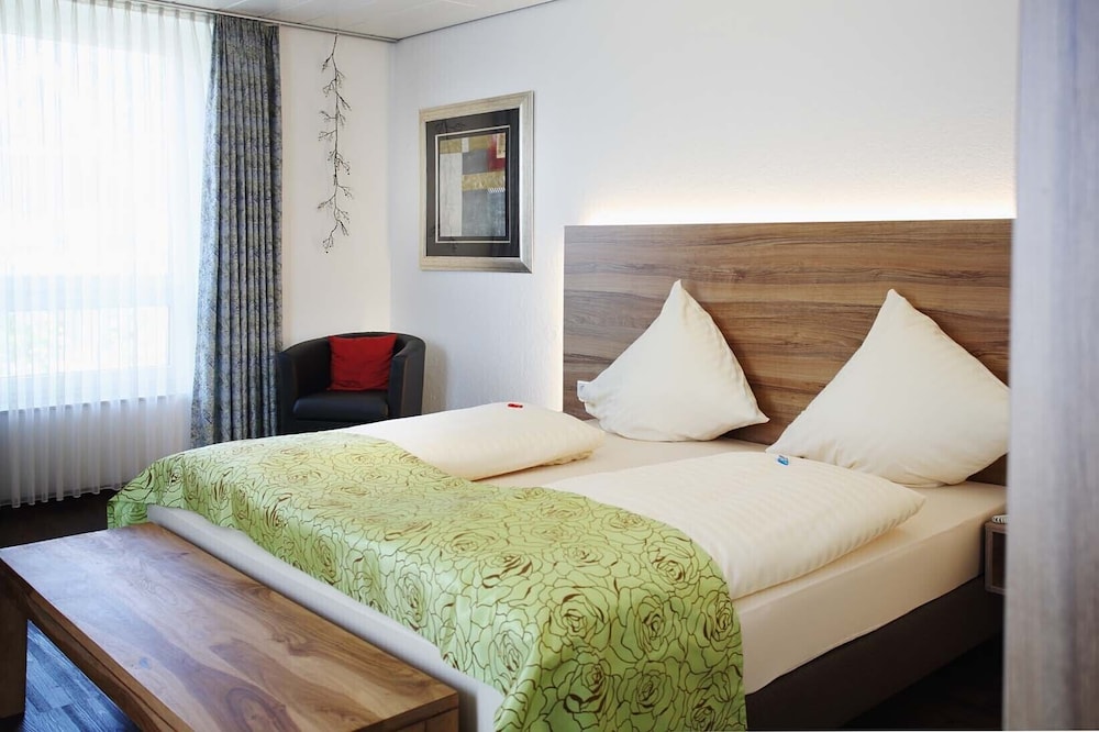 Room photo 2