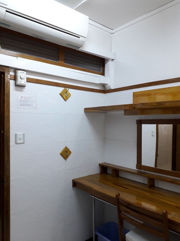 Double Room, Shared Bathroom photo 3