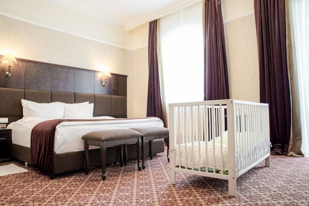 Business Double or Twin Room photo 2