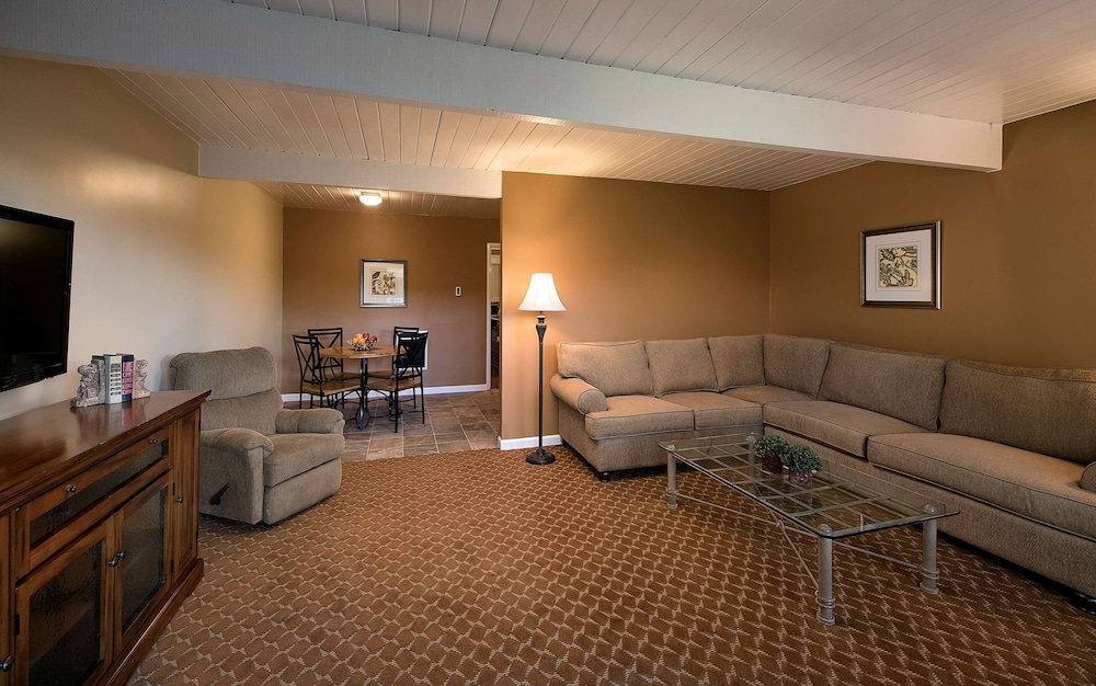Standard Apartment, Multiple Beds, Non Smoking, Kitchen (Living Room, Full Kitchen) - Photo 3