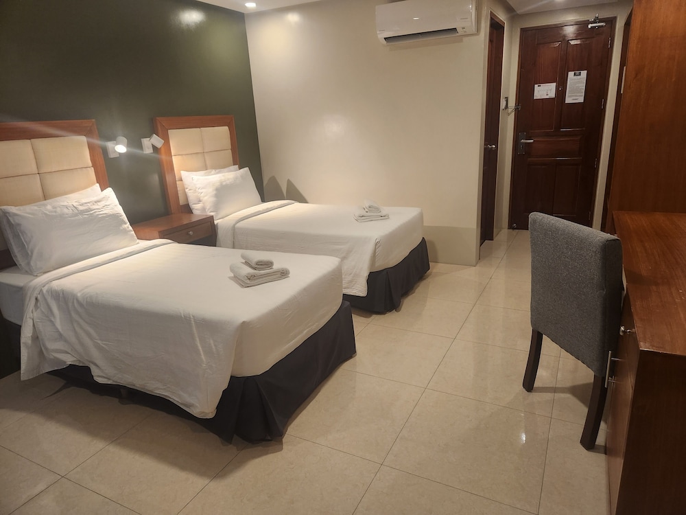 Comfort Twin Room - Photo 13