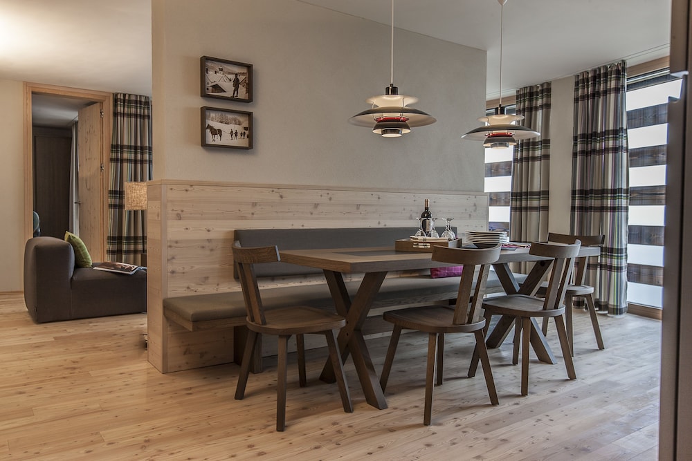 Deluxe Apartment, Accessible, Private Bathroom (Family) photo 3