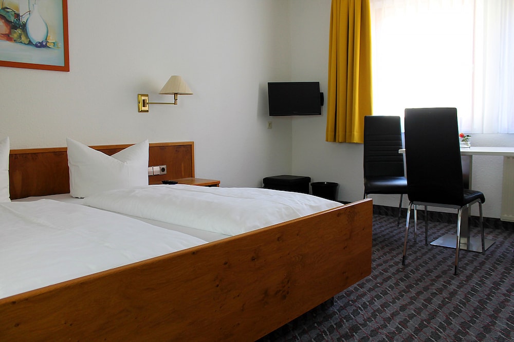Classic Triple Room, Multiple Beds, Non Smoking, Valley View photo 2