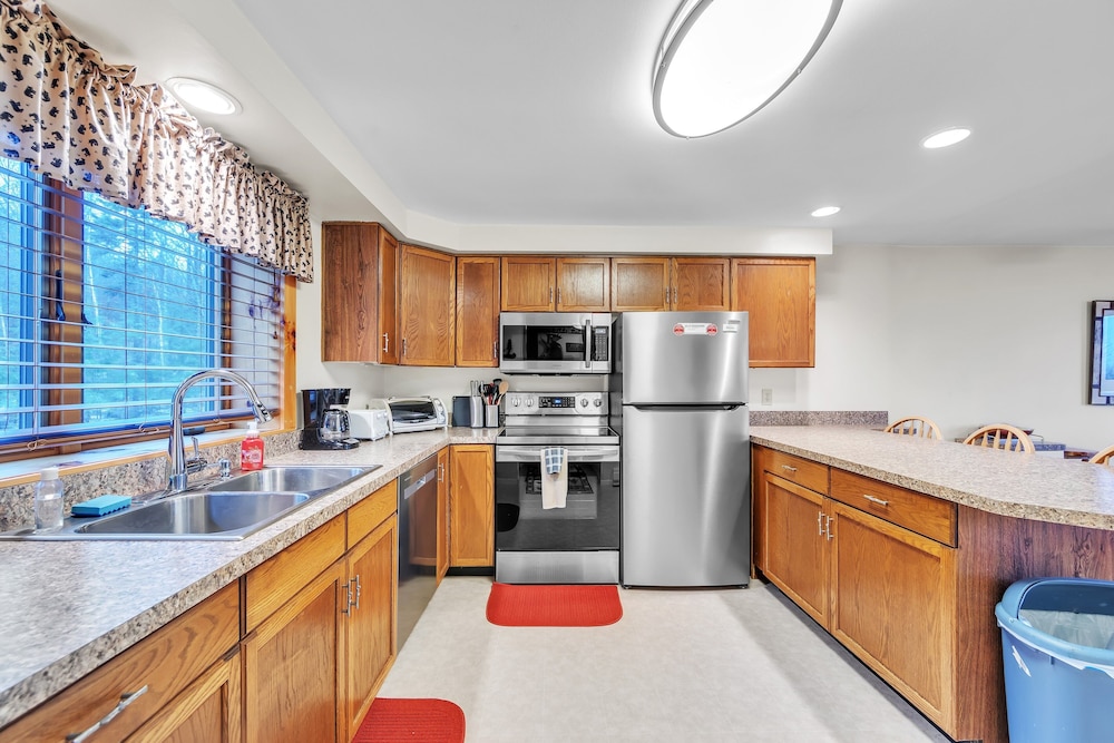 Townhome, 3 Bedrooms photo 3