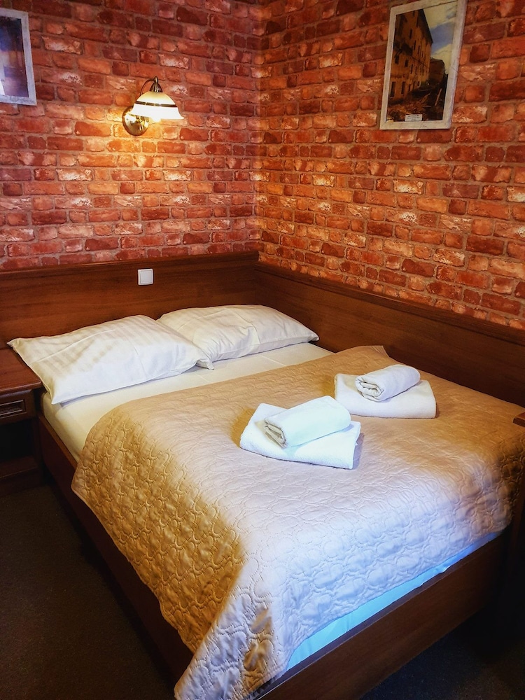 Standard Double Room - Photo 4