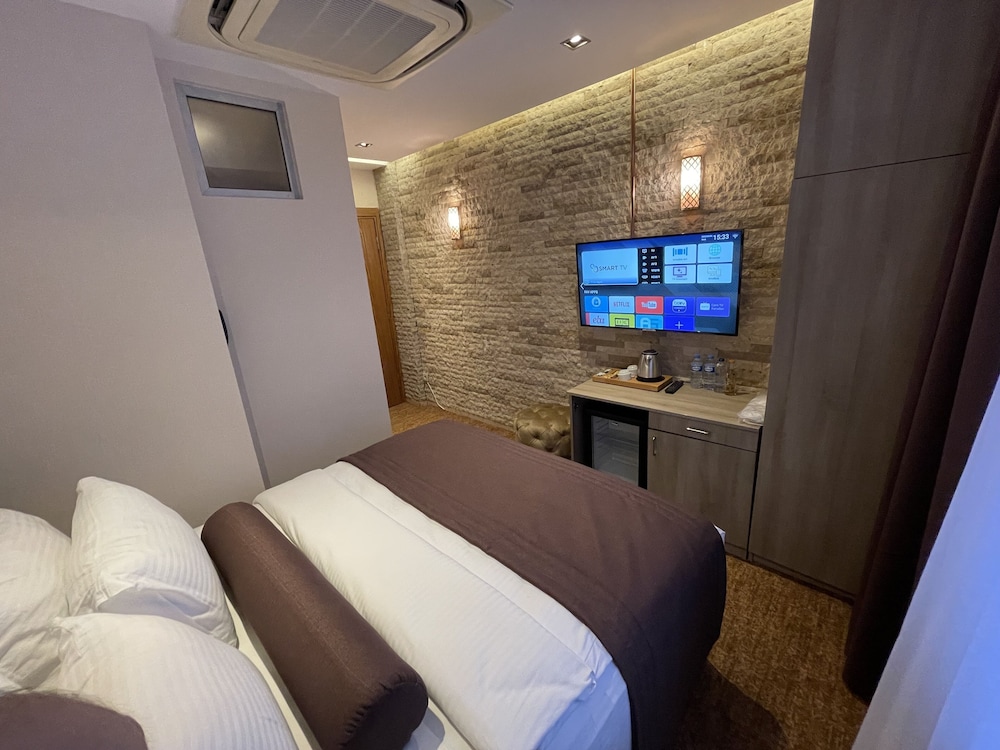 Standard Double Room photo 3