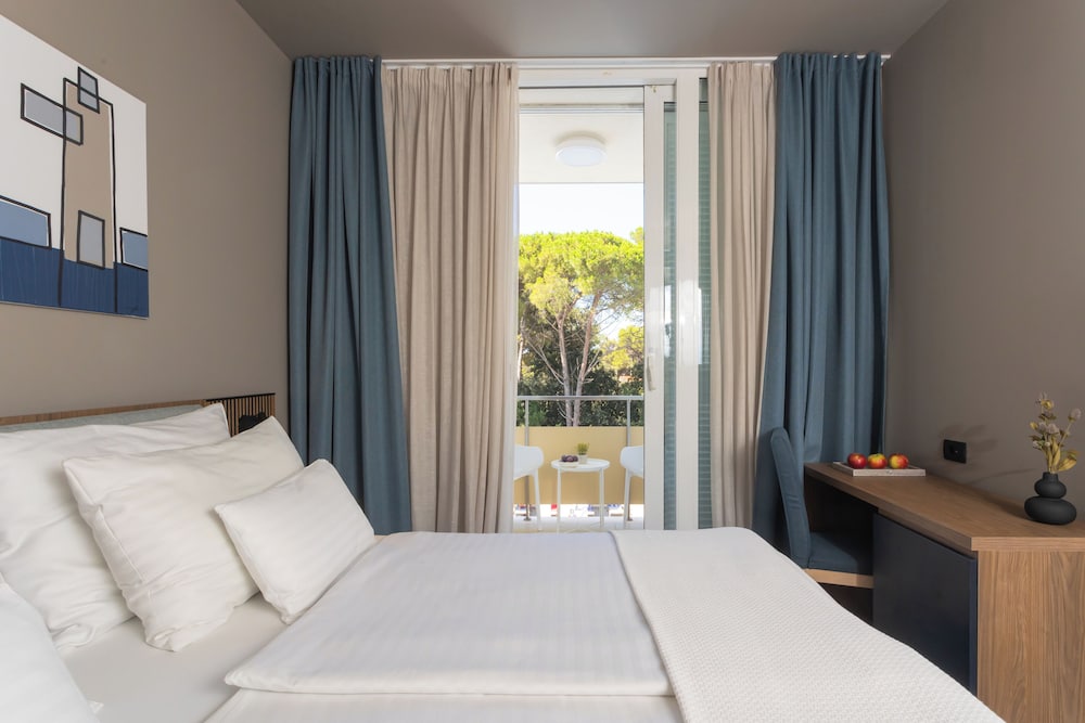 Comfort Double or Twin Room photo 1