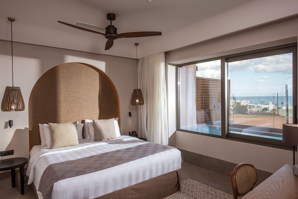 Suite, Private Pool - Photo 1