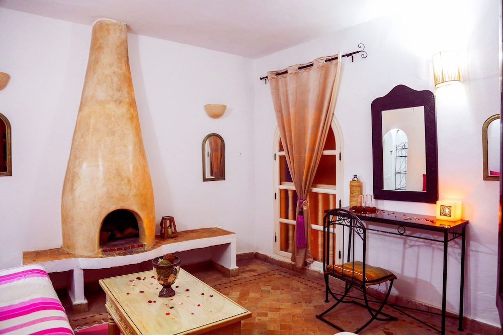 Triple Room (Maryama)