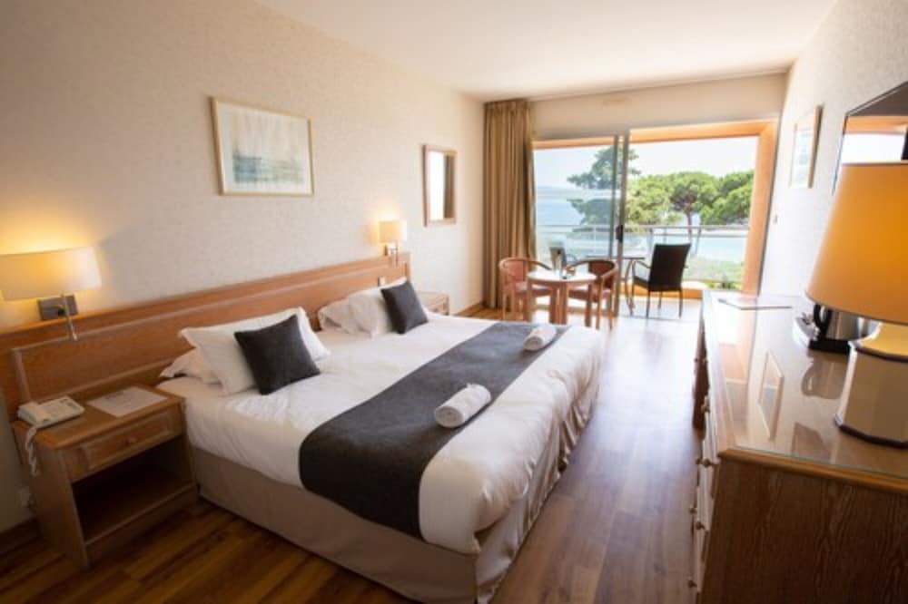 Superior Double Room, Balcony, Sea View photo 1