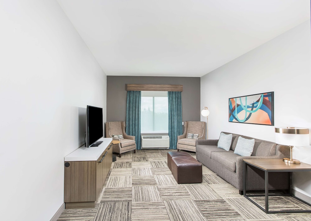 Suite, 2 Queen Beds, Accessible, Bathtub (Mobility & Hearing) - Photo 1