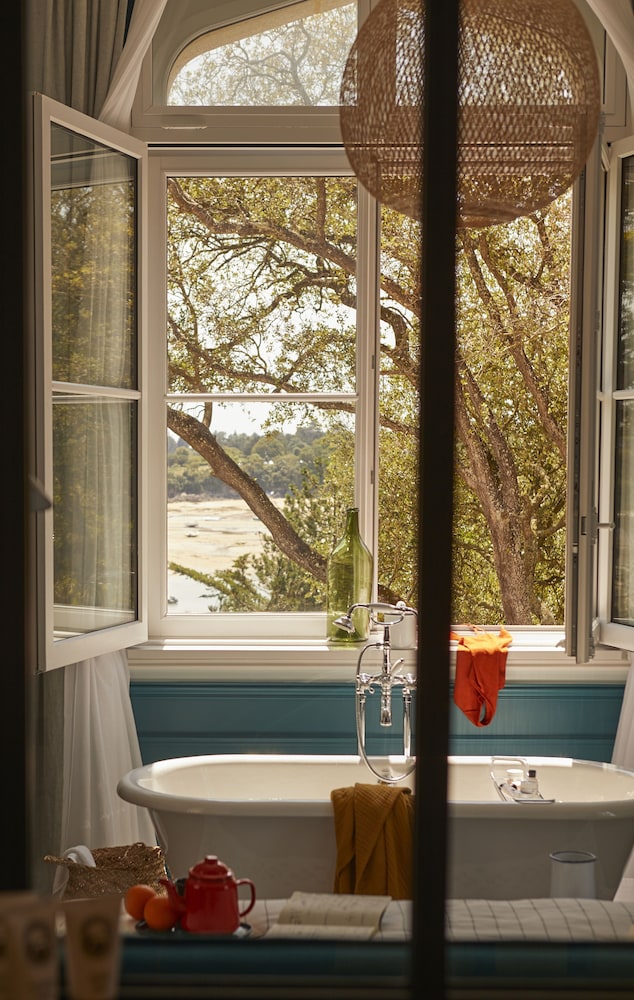 Romantic Suite, Non Smoking, Sea View (Main building) - Photo 4