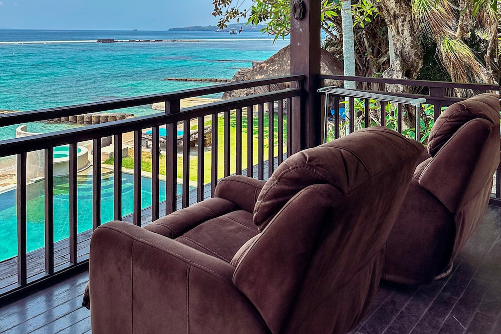 Superior Room, Ocean View, Beachfront - Photo 6