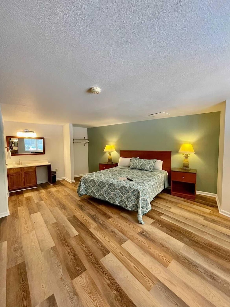 Studio Suite photo 1