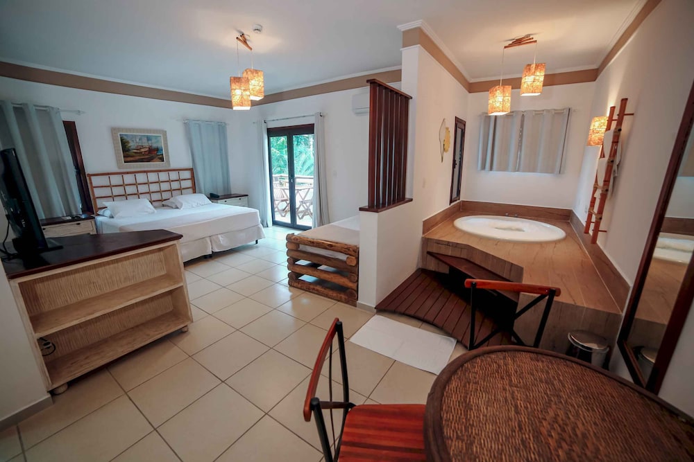 Suite Master - Photo 1