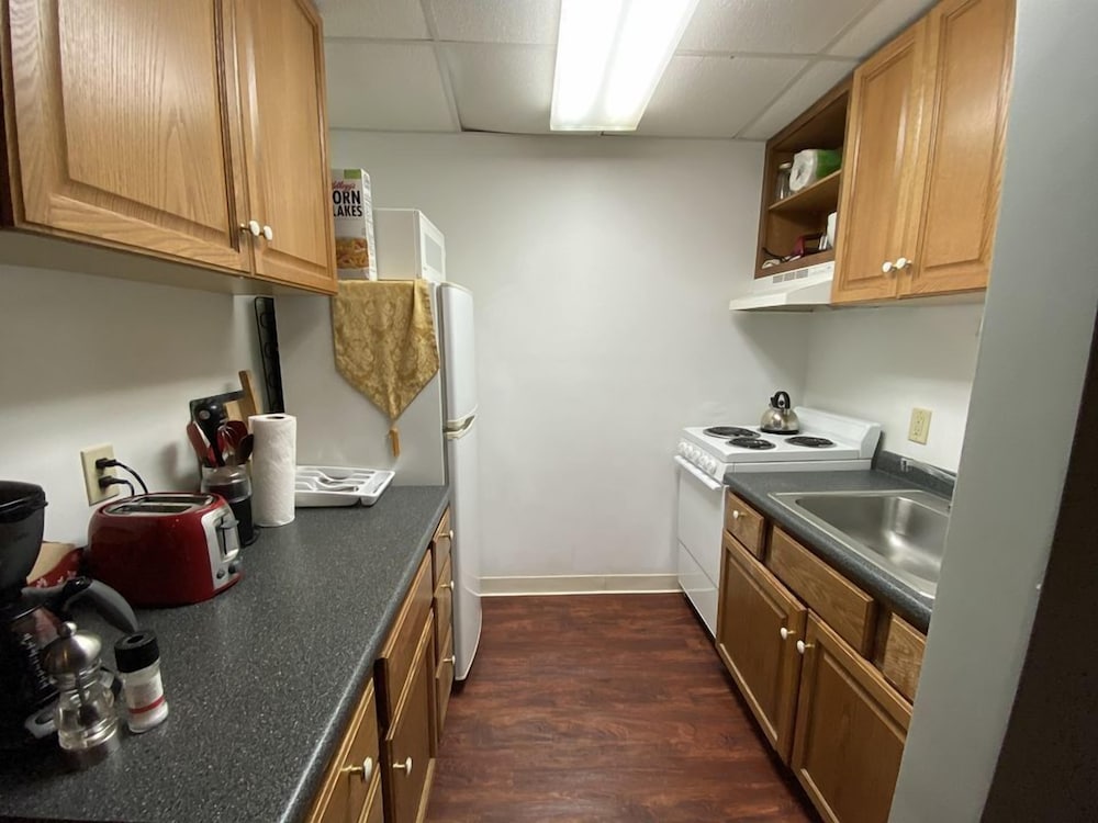 Basic Apartment photo 3