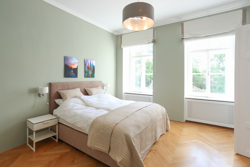 Grand Apartment, 1 Bedroom, Park View
